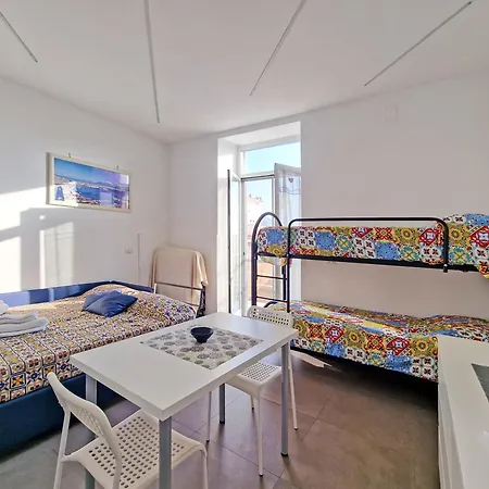 Stanza Tramonto A Mare